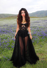 Load image into Gallery viewer, Black Celebrity Dresses A-line Sweetheart Tulle Lace See Through Sexy Long Famous Formal Red Carpet Dresses
