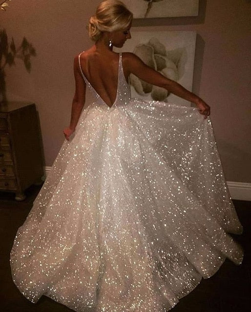 BacklakeGirls 2019 Sexy V Neck Sleeveless Cheap Wedding Dress With Sequins Cut Out Back China Wedding Gowns For Marriage